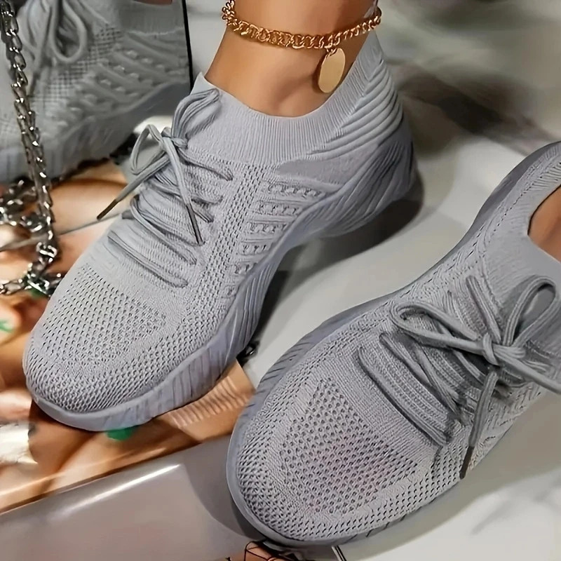 Womens minimalist solid color running shoes mesh breathable lace sports shoes casual outdoor sports shoes 240627