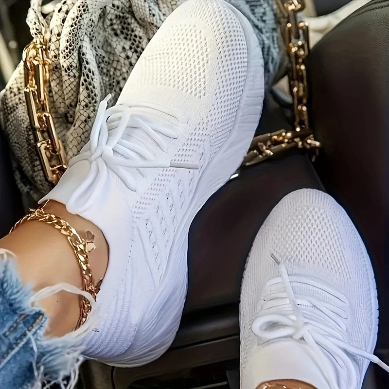 Womens minimalist solid color running shoes mesh breathable lace sports shoes casual outdoor sports shoes 240627