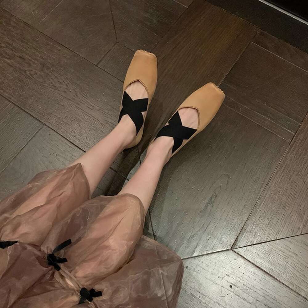 Cowhide version of Mary Jane women's low heeled ballet shoes, umaw pig nose square head shallow mouth flat sole single shoes