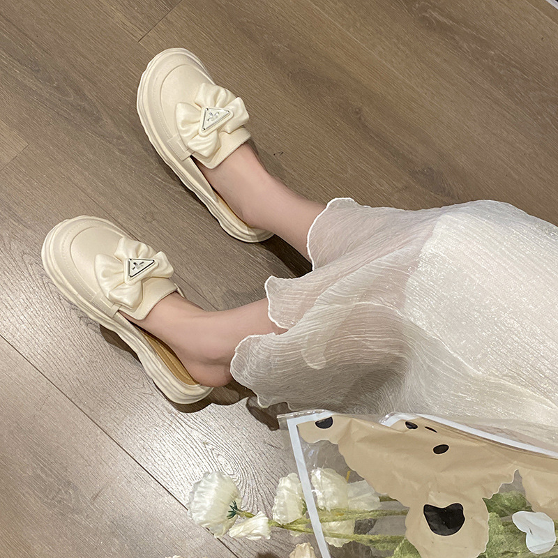 2024 New Type of for Womens Outwear Tutou Lazy Shoes with Flat Bottom Casual Thick Sole Soft and Comfortable One Step Coog Slippers