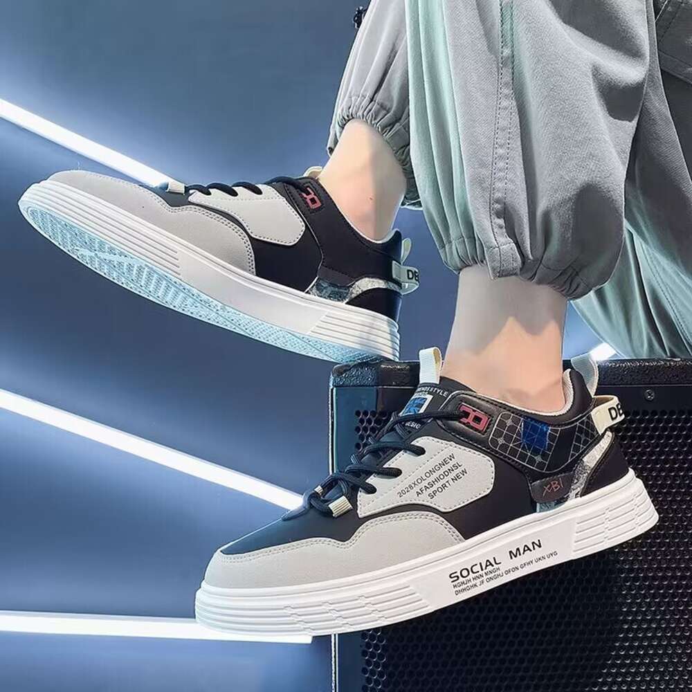 Men's 2024 New Summer Small White Korean Version Trendy Oversized Board 46 Size Casual Sports Shoes
