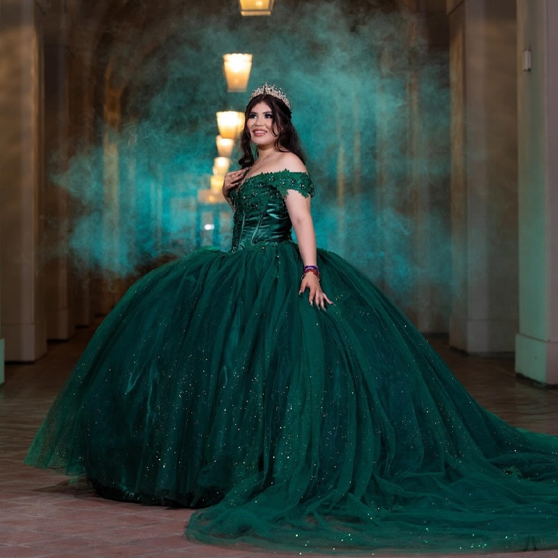 Blackish Green Shiny Quinceanera Dress Ball Gown Off The Shoulder Applique Crystal Beading Tull Sweet 16 Vestido De 15 Anos