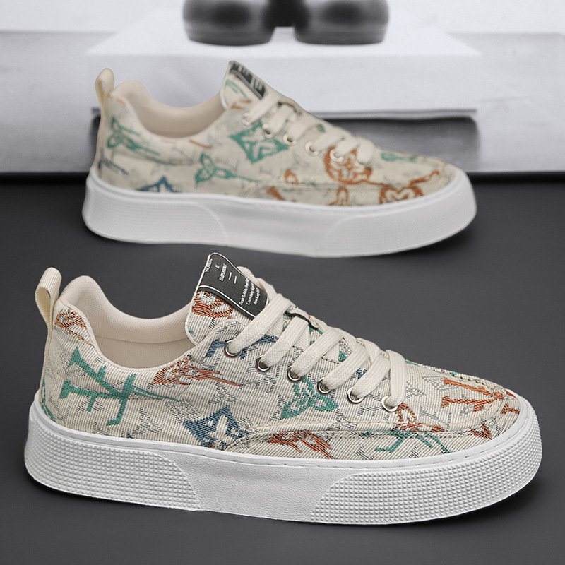 Fashion Men Shoes Low Top Soft Sole Board Shoes Lace-Up Breathable Shoes
