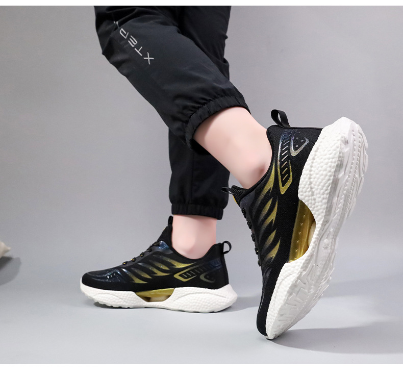 New Flying Weaving Casual Sneakers Light Running Korean Version Versatile Trendy Shoes Fashion White Free shipping