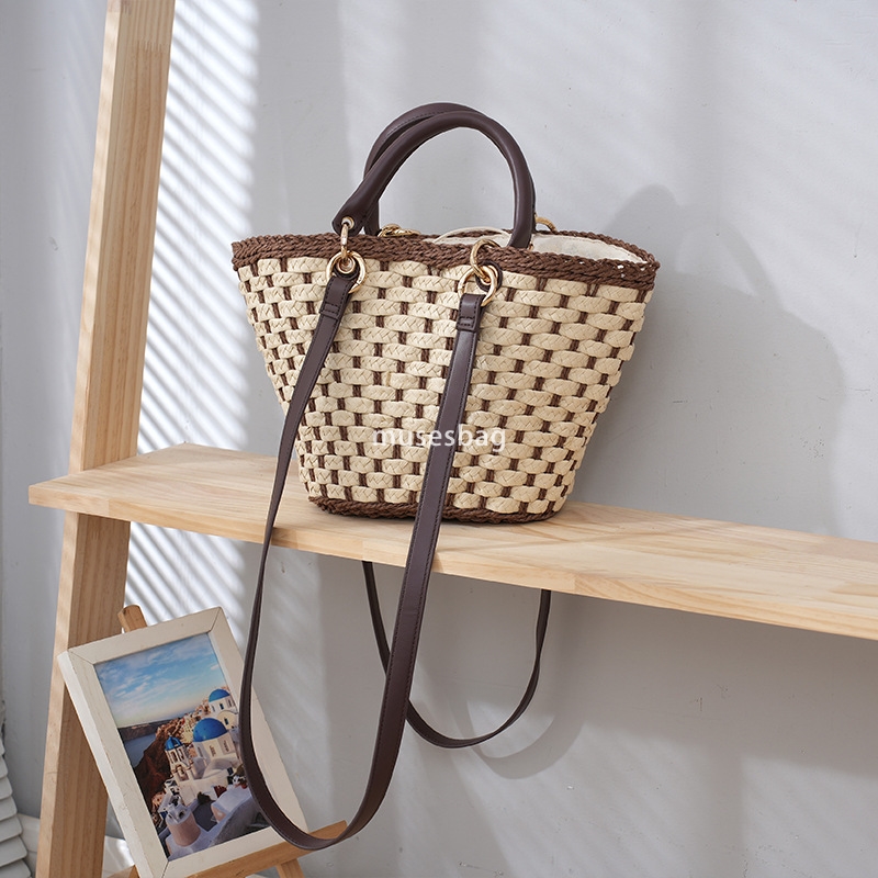 Designer Women's High end New Fashionable and Simple Large Capacity Grass Woven Bag Crossbody Handbag Contrast Color Casual Handwoven Shoulder Ba