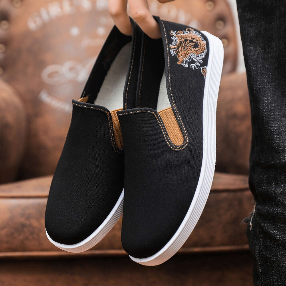 Ddmysports Spring New Chinese Style Embroidery Casual Old Beijing Cloth Men S Soft Sole Driving Shoes Anti Slip And Breathable OUTDOOR