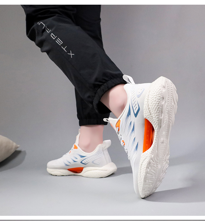 New Flying Weaving Casual Sneakers Light Running Korean Version Versatile Trendy Shoes Fashion White Free shipping