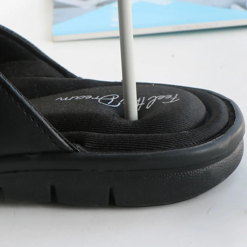 Summer Fashion Mens Flip Flops Anti-slip Black Male Sandals Comfortable Classic Beach Slippers For Men Slides Memory Foam 240620