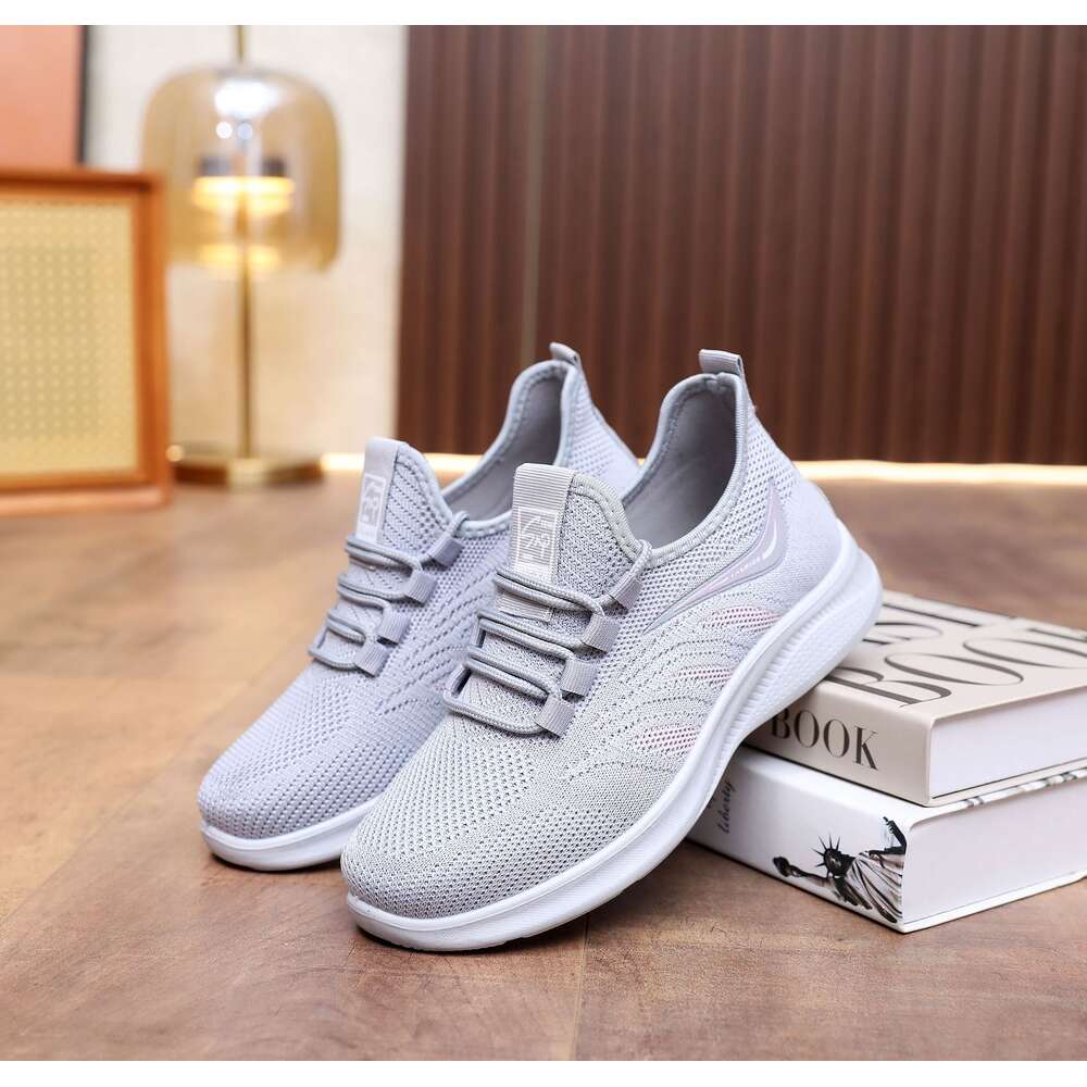 Ddmysports Polyurethane Soled Oversized Women S Sports Leisure Lazy Cloth For Lightweight Breathable And Non Slip Mother Shoes OUTDOOR