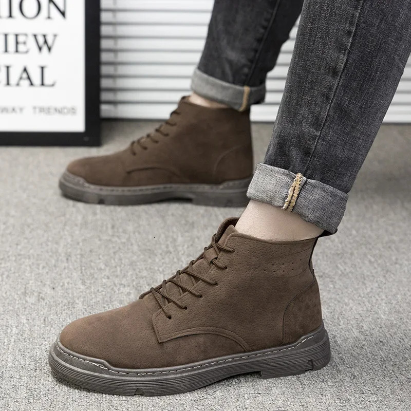 Mens Classic Vintage Boots Trend Outdoor High Top Fashion British Short Boots Travel Mountaineering Casual Shoes 240620