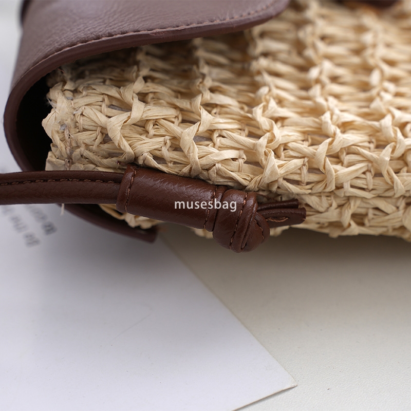 Designer Women's High Quality Retro Simple Large Capacity Imitation Vine Woven Bag Diagonal Straddle Bag Fashionable Lid Buckle Single Shoulder G
