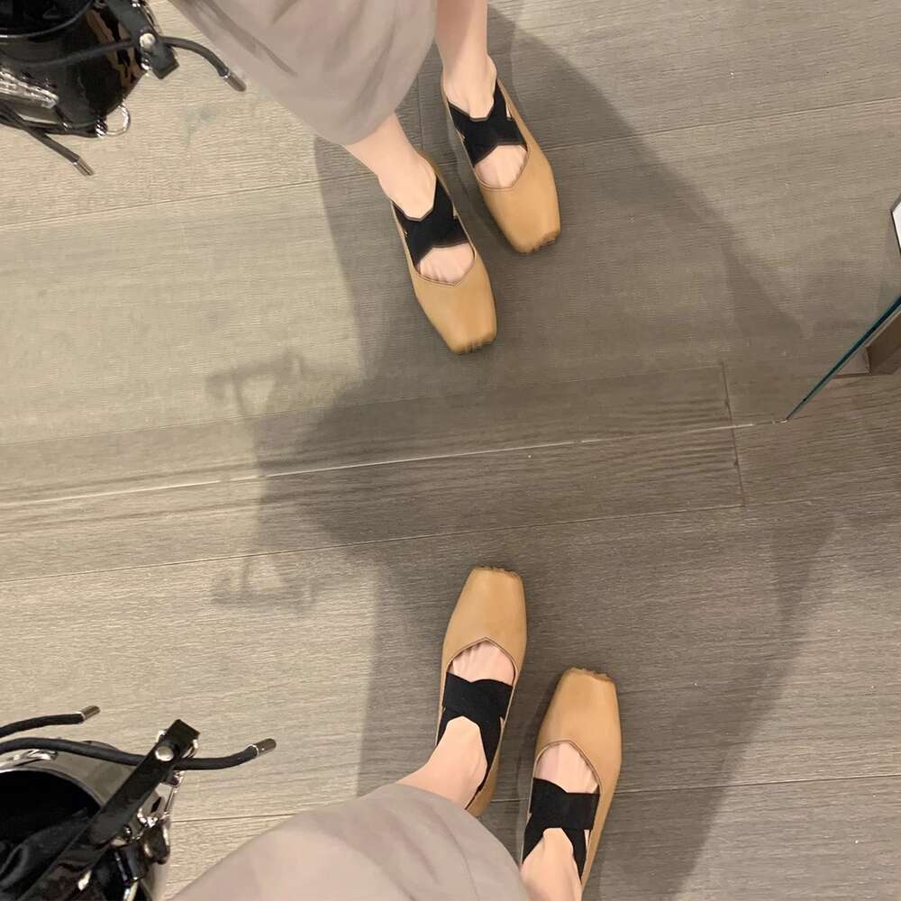 Cowhide version of Mary Jane women's low heeled ballet shoes, umaw pig nose square head shallow mouth flat sole single shoes