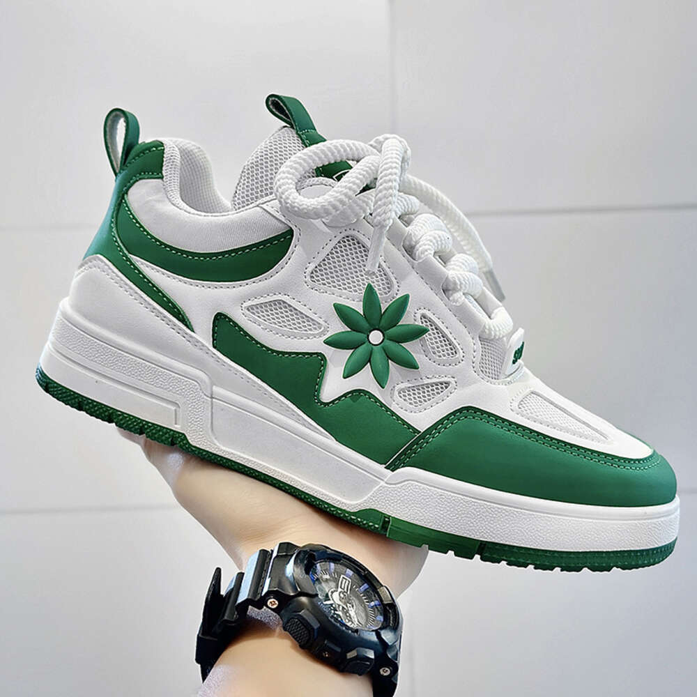 2025 designer sneakers Spring New Edition Bread Student Leisure Board Men's Skateboarding Shoes