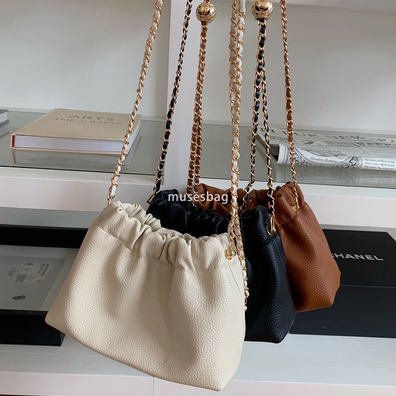 Advanced and trendy handbag for women new texture solid color niche single shoulder bag versatile chain crossbody cloud small bag