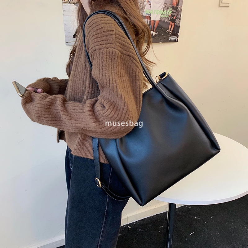 Street Trendy Bag Women's New Trendy Korean Edition Daily Shoulder Bag Large Capacity Minimalist Tote Bag Student Handheld Crossbody Bag