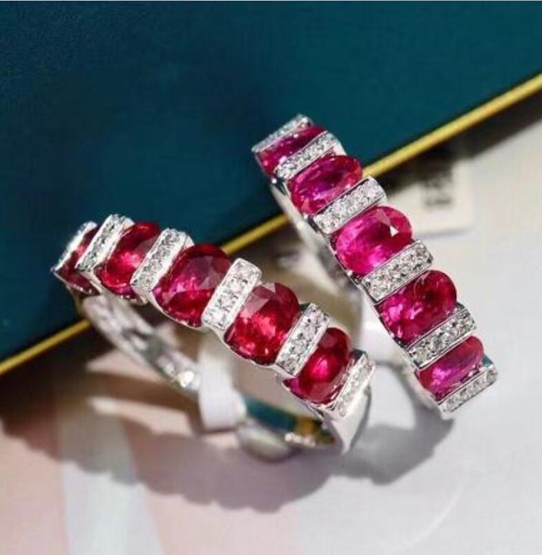 2025 Drop Ship Elegant Designer Wedding Rings Luxury Jewelry 925 Sterling Silver Oval Cut Ruby CZ Diamond Party Eternity Women Engagement Band Ring Gi