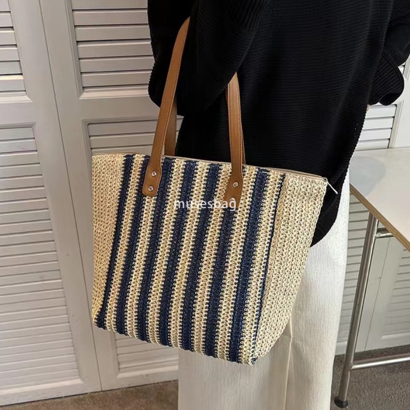 Designer Beach bag Women's High Quality Classic Multi functional Striped handbag Grass Woven Bag Fashionable Japanese and Korean One Shoulder Cas