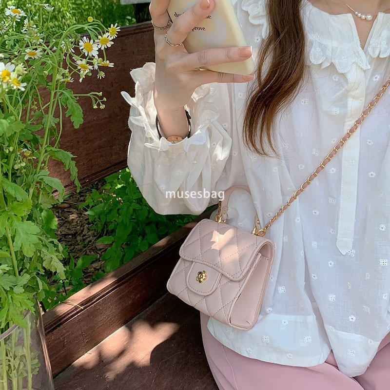 New niche design street trend summer mini bag socialite portable small square bag female niche diamond grid chain versatile crossbody bag