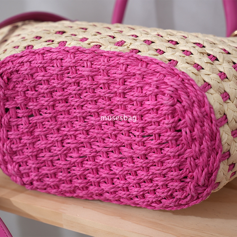 Designer Women's High end New Fashionable and Simple Large Capacity Grass Woven Bag Crossbody Handbag Contrast Color Casual Handwoven Shoulder Ba