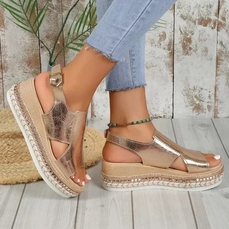 Selling Womens Shoes Fashionable Fish Mouth Sandals Buckle Casual Sandals Solid Color Wedge Shoes Versatile Thick Soles 240619