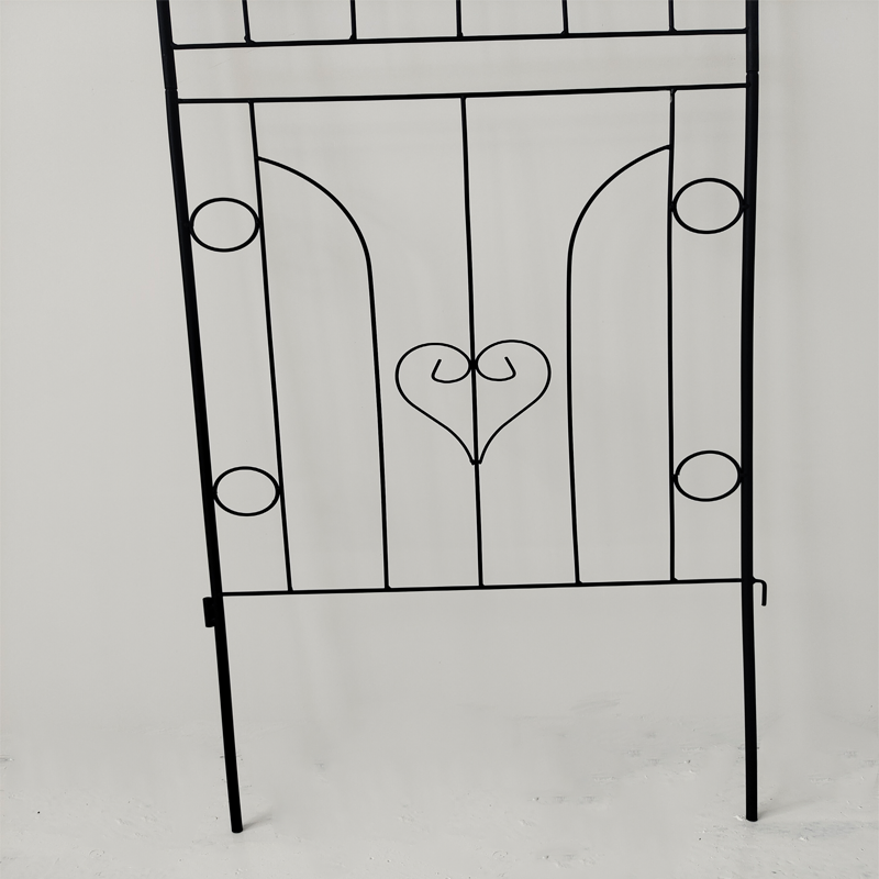 Garden decoration suitable for outdoor vegetable/tomato garden lattice racks on planting beds