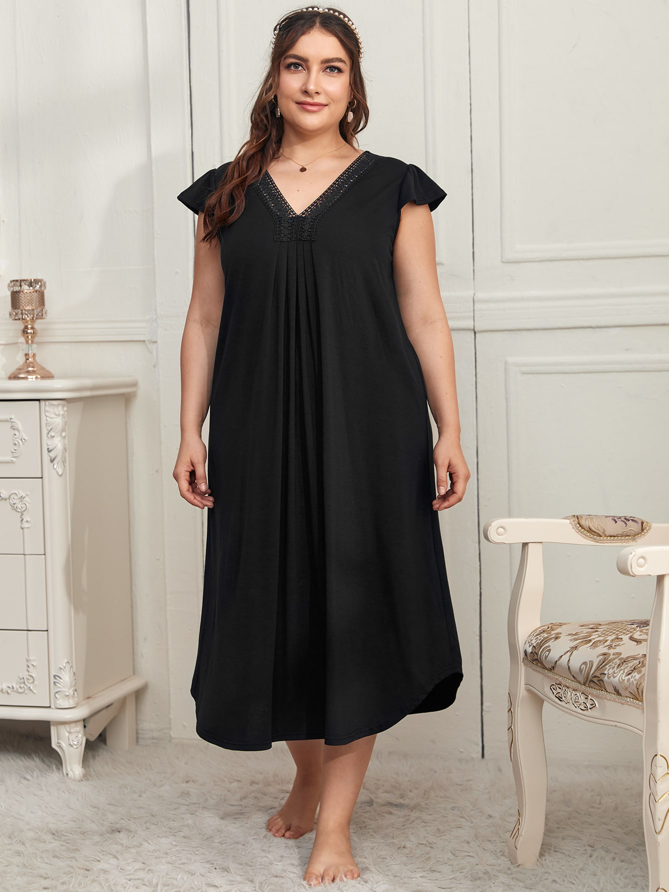 Summer European and American ort sleeved V-neck, lace, floral, and fat at home sleepwear for women