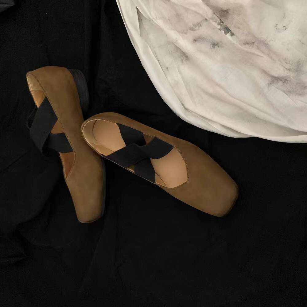 Cowhide version of Mary Jane women's low heeled ballet shoes, umaw pig nose square head shallow mouth flat sole single shoes