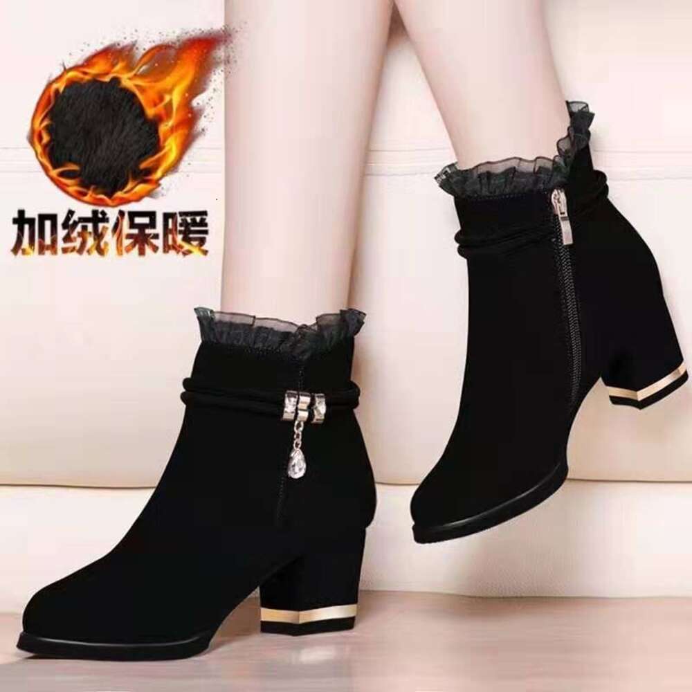 And Winter Autumn Oversized Women S Shoes Fashionable Velvet Lining With Diamond Lace Edge Thick Heel Versatile Boots Korean Version Fashion Ddmysatur