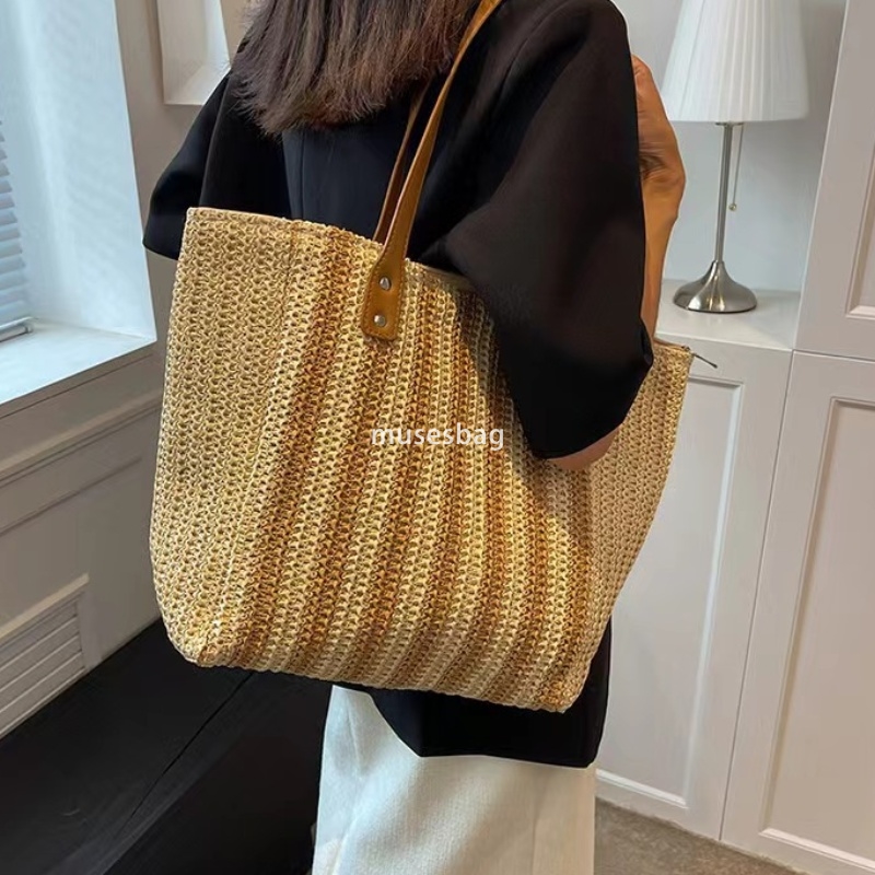 Designer Beach bag Women's High Quality Classic Multi functional Striped handbag Grass Woven Bag Fashionable Japanese and Korean One Shoulder Cas