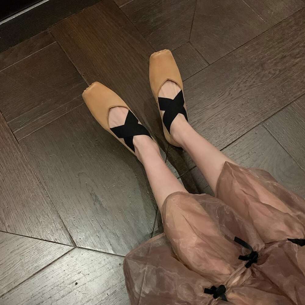 Cowhide version of Mary Jane women's low heeled ballet shoes, umaw pig nose square head shallow mouth flat sole single shoes