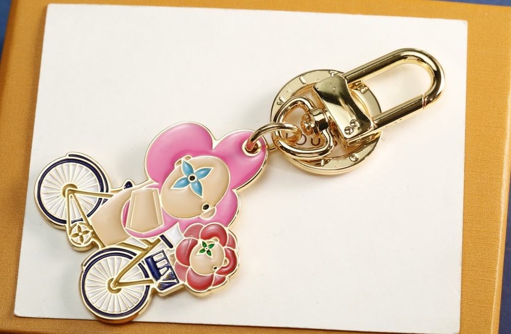 designer keychain women Letters designers keychain wallet top llavero Car Key Chain men Buckle jewelry bike Keyring Keychains Lanyards
