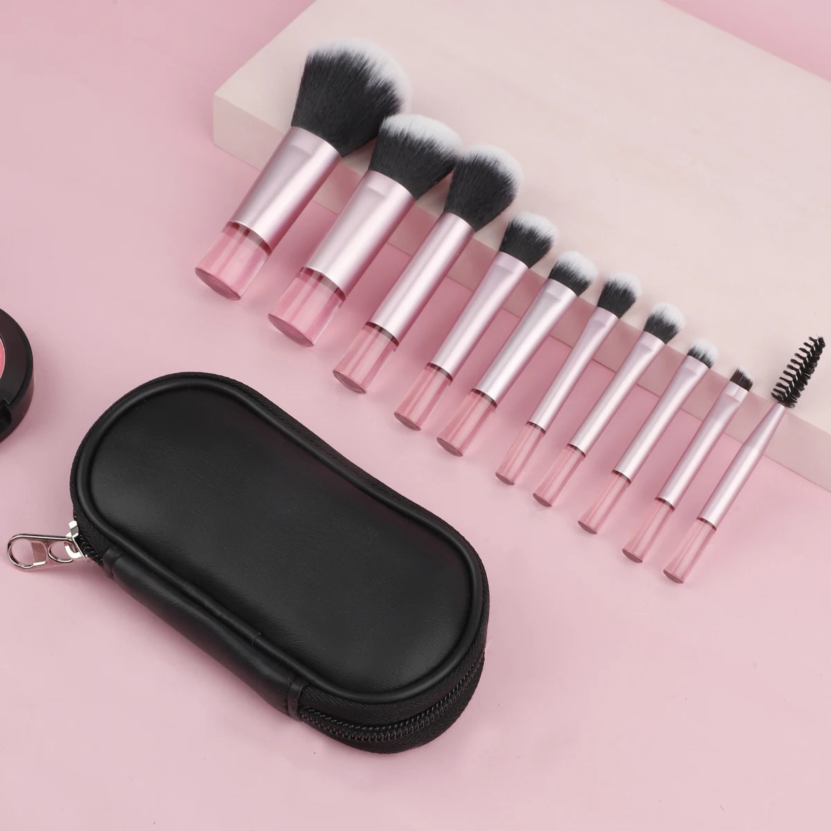 10Pcs Mini RT Makeup Brush Set Powder Eyeshadow Foundation Blush Blender Concealer Beauty Makeup Tools Brush Professional 240625