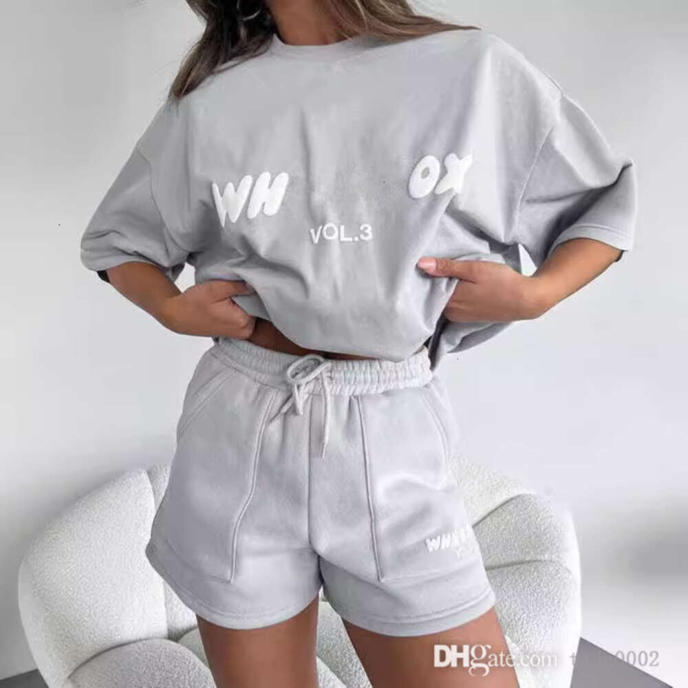 Tracksuits Women Two Pieces Set Designer New Summer Hoodie Set Fashionable Sporty Short Sleeved Pullover Shorts Set 23 Colours