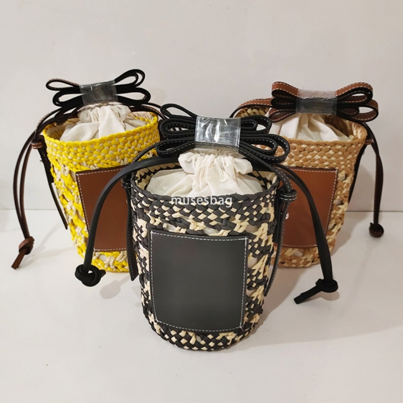 Advanced Women's Designer, Simple and Practical Large Capacity Water Bucket Straw Woven Bag Fashionable and Versatile Crossbody Weaving Handbag