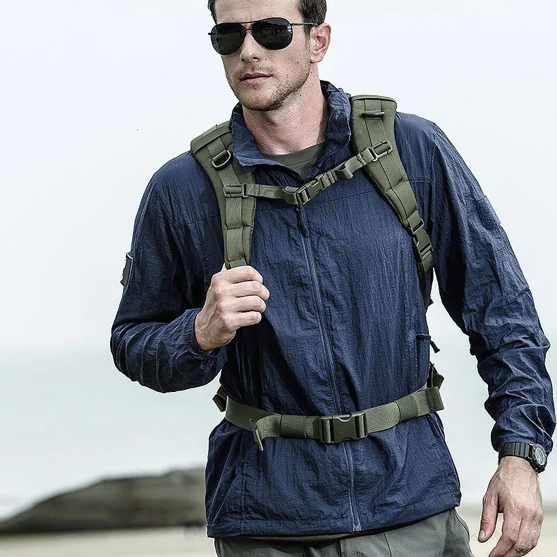 Lightweight Waterproof Tactical Jacket Men Summer Breathable Thin Hoody Raincoat Portable Windbreaker Army Skin Jackets 240620