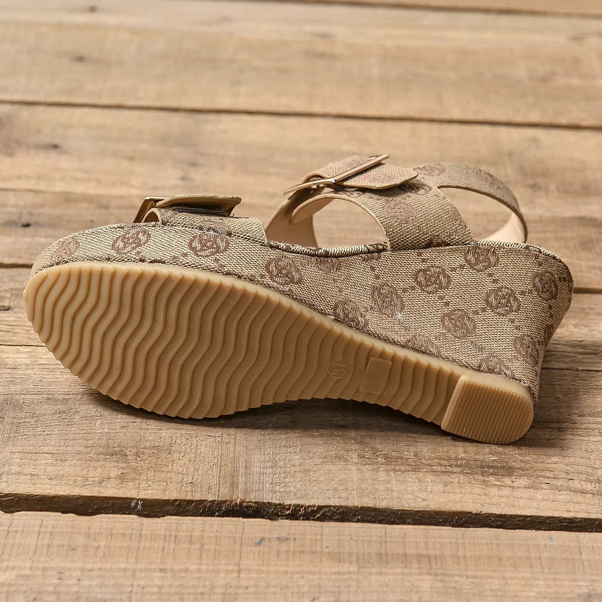 Womens ultra-high heels modern sandals 2024 summer new designer buckle mixed color wedge platform shoe slider 240620