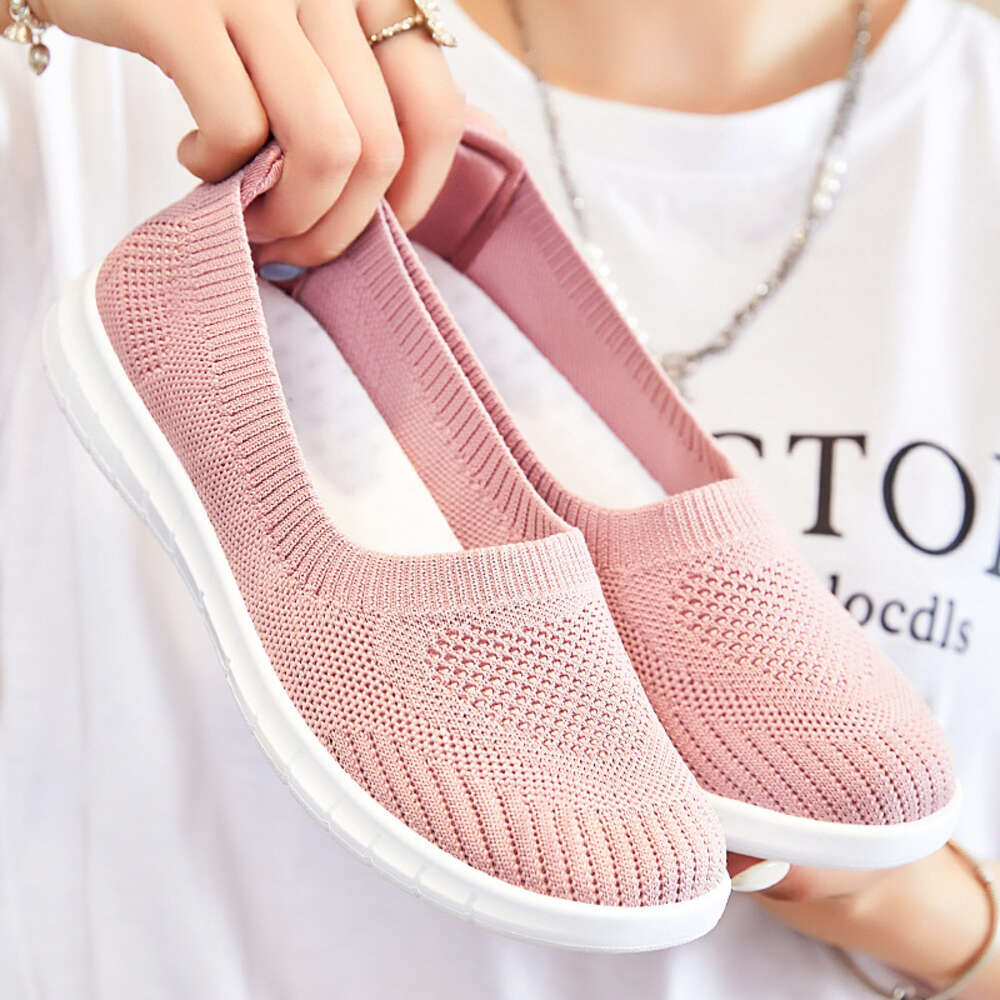 Ddmyoutdoor Mom S New Women S Casual Flat Single Shoes One Step Breathable Soft Sole Old Beijing Cloth Shoes For Women