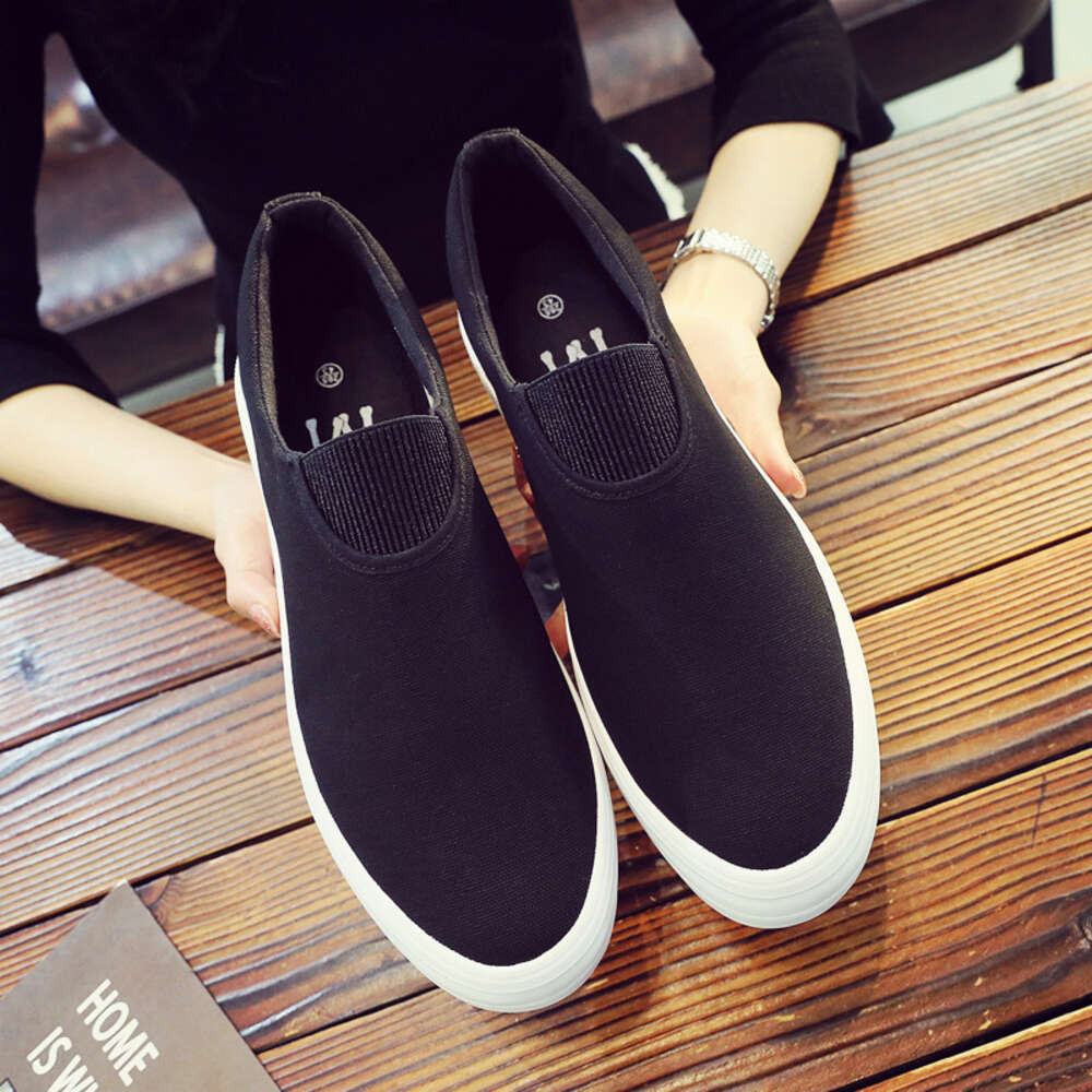 YN068 New 2023 Thickened Sole Trendy Canvas for Men's Casual Flat Bottom One Foot Pedal Shoes Wear resistant Cow Tendons