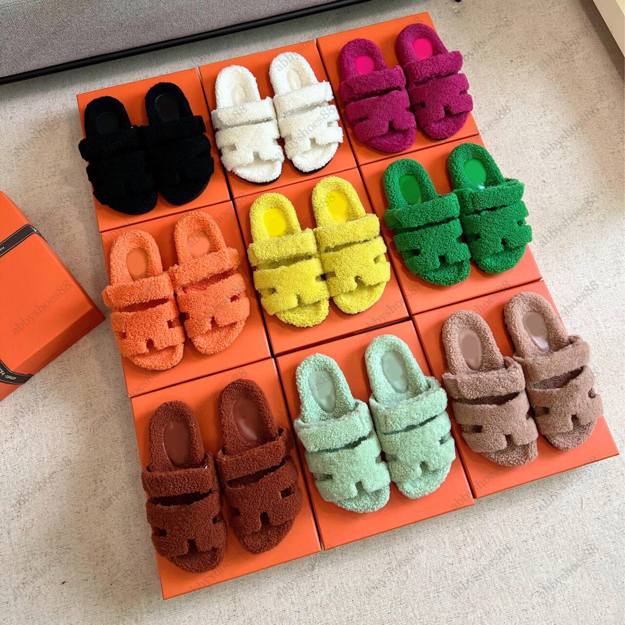 Luxury fur slippers Chypre slides Designer Women's Winter outdoors Flat wool shoes furry Fluffy shearling slides slippers Chypre Home sandal
