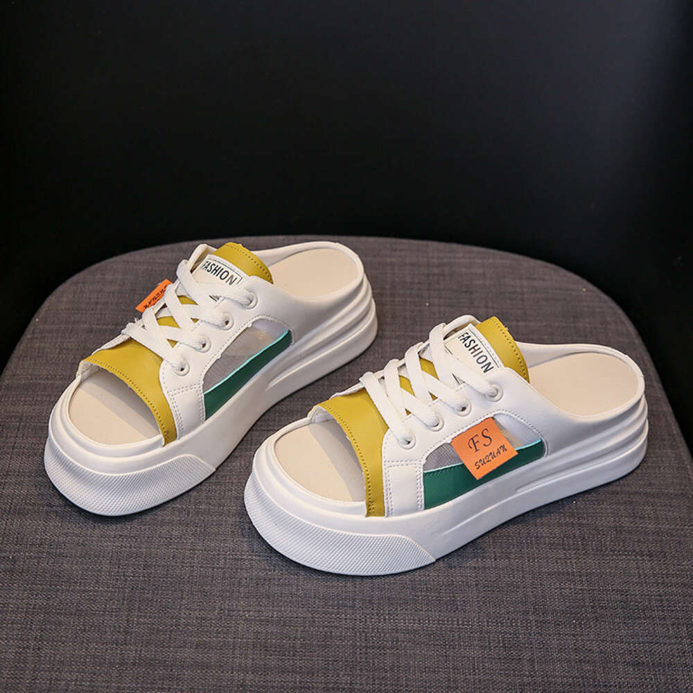 2024 Leisure Slippers Women's Summer New Korean Edition Instagram Female Student Half Tug Versatile Breathable Sandals Street Shoot K8707