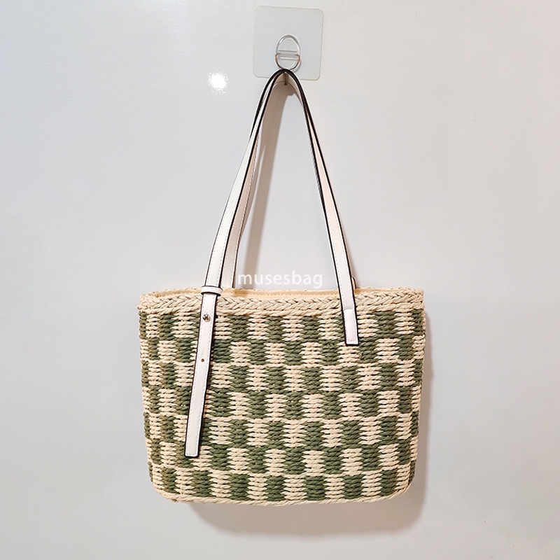 High quality women's fashionable retro versatile large capacity straw woven bags handmade woven vegetable baskets for travel hand-held underarm s
