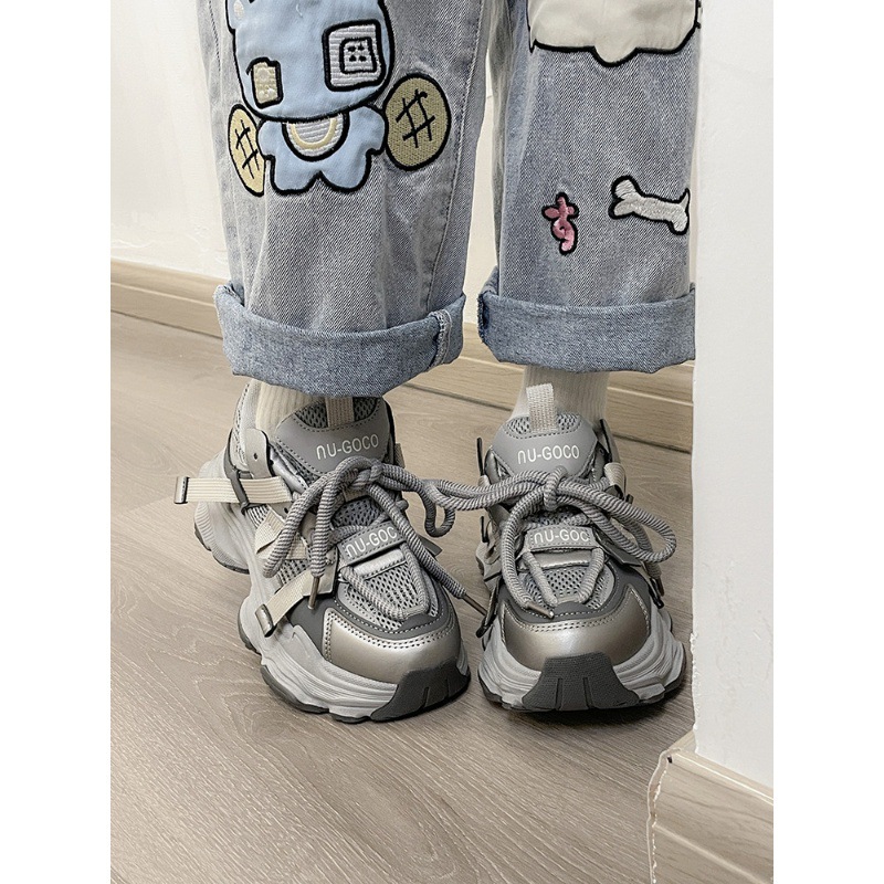 Designer Shoes In Black White Dads Womens 2024 Early Spring New Small Thick Sole Lightweight And Tall Sports Super Hot Casual Shoes