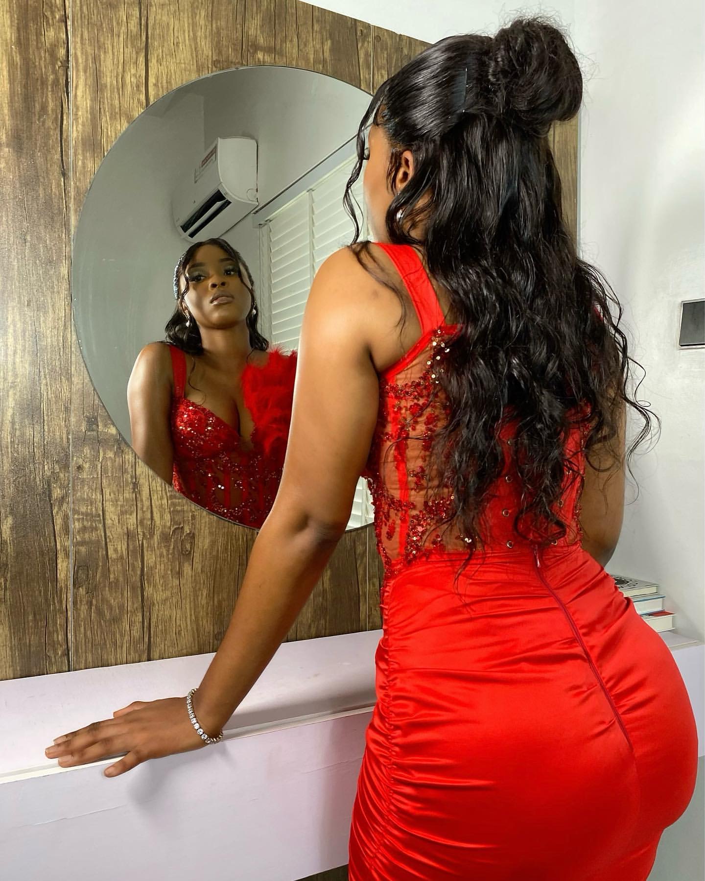 2024 Red Sheath Homecoming Dresses Prom Evening Feather Sequined Satin Mini Short Party Graduation Cocktail Birthday Holiday Club Gowns Dress ZJ111