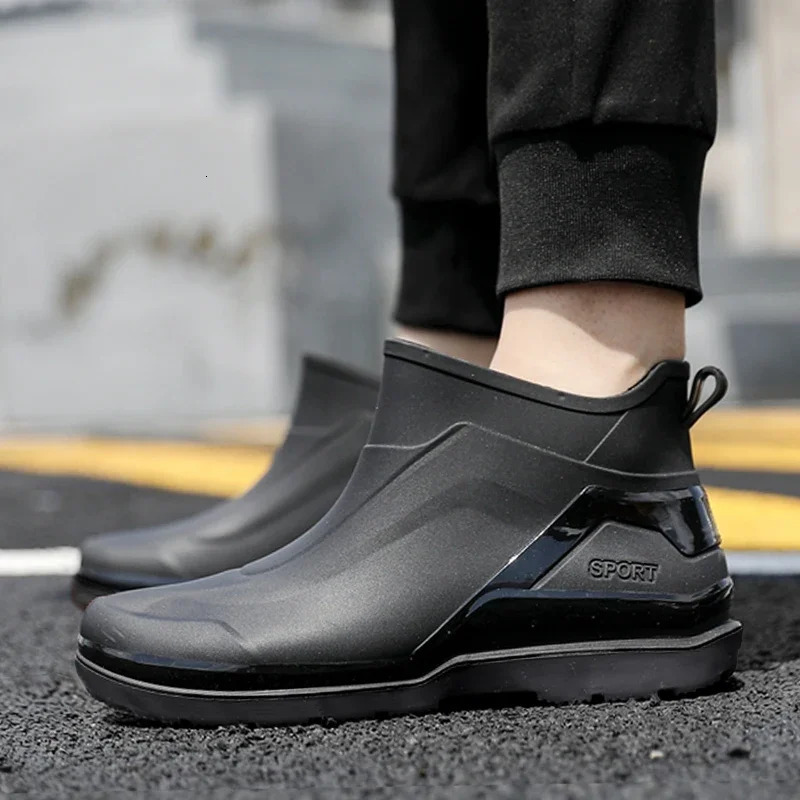 Mens Short Barrel Rain Boots Four Seasons Durable Waterproof Anti Slip Rubber Shoes Outdoor Fishing Rain Shoes 240621