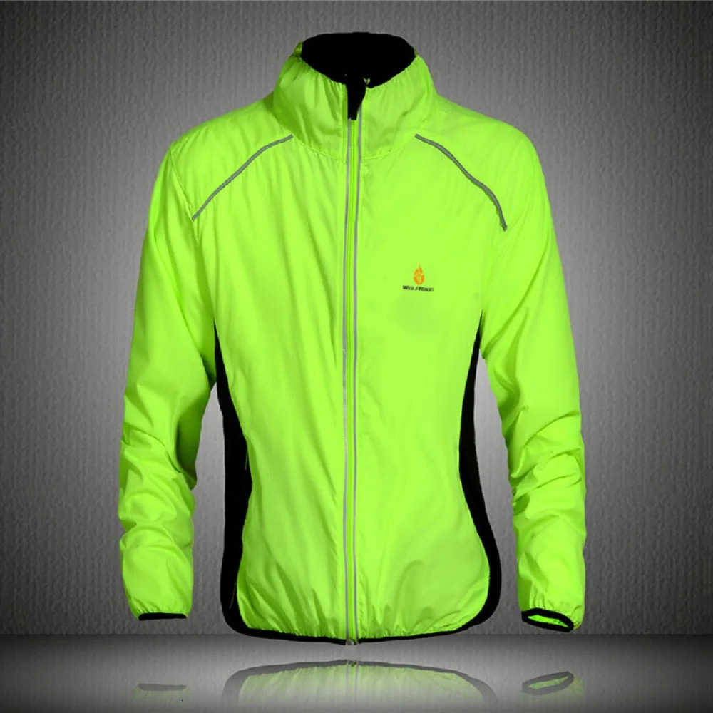 WOLFBIKE Cycling Jacket Winter Men Windbreaker Water Repellent Reflective MTB Bike Long Sleeve Windshield Coat Bicycle Clothing 240615