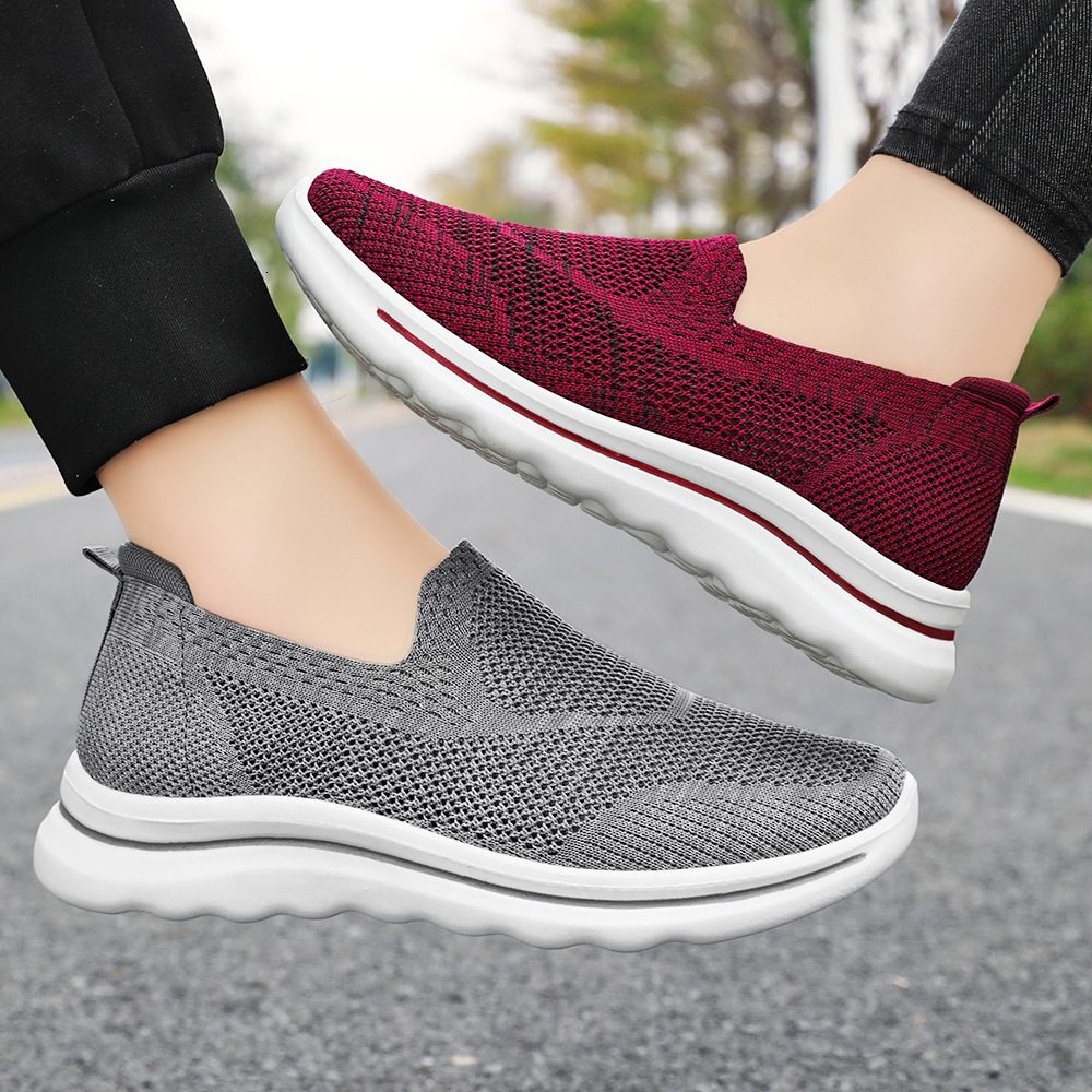 Ddmysports Women S Summer Middle Aged And Casual Breathable Lightweight Soft Soled Wear Resistant Mom Shoes Elderly OUTDOOR