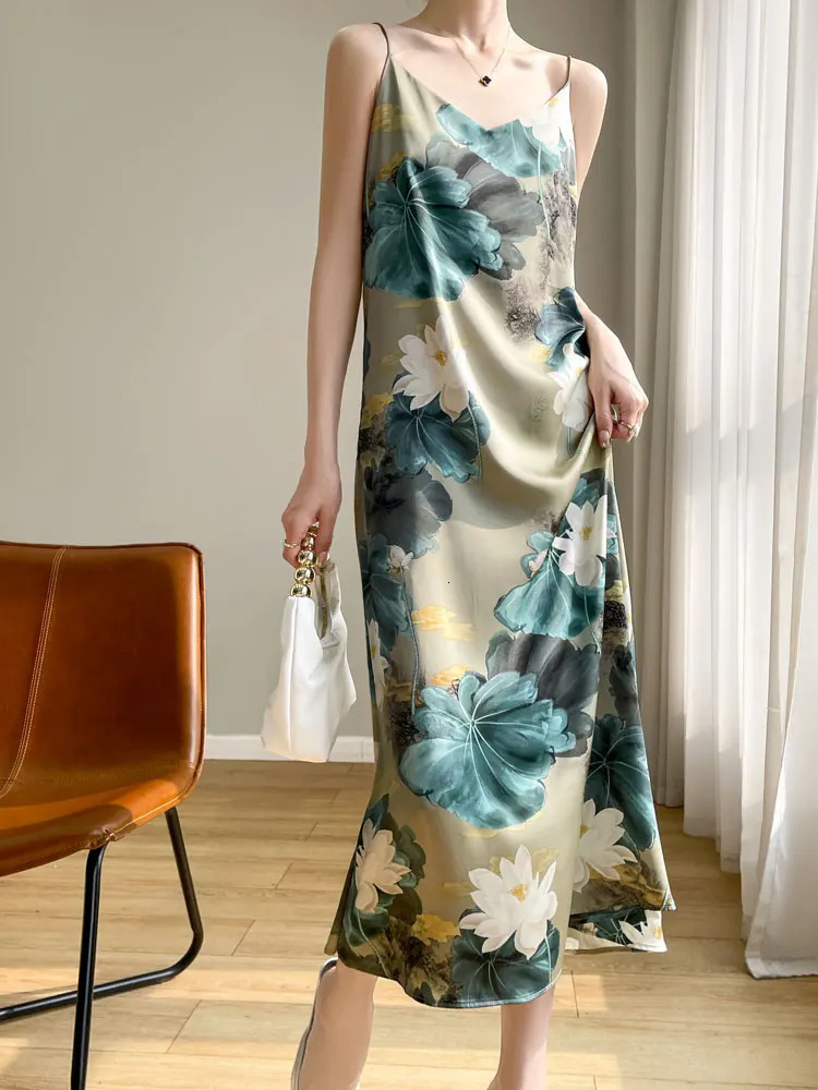 Spring and Summer Womens Dress Colorful Flower Suspender Skirt Satin Silky Dress Cool and Comfortable 240618