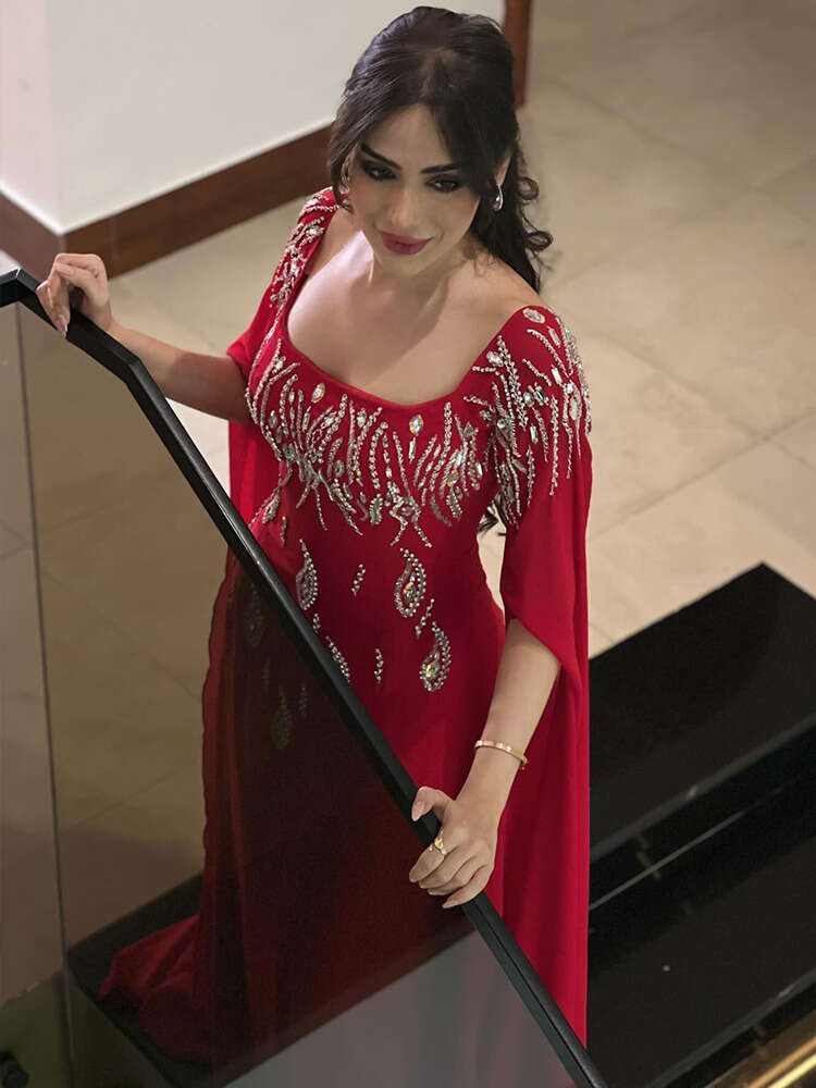 Red Vintage Sexy Square Neck Prom Gowns Arabic Women's Beaded Crystal Party Evening Gown Or Length Formal Ocn Dress 0220