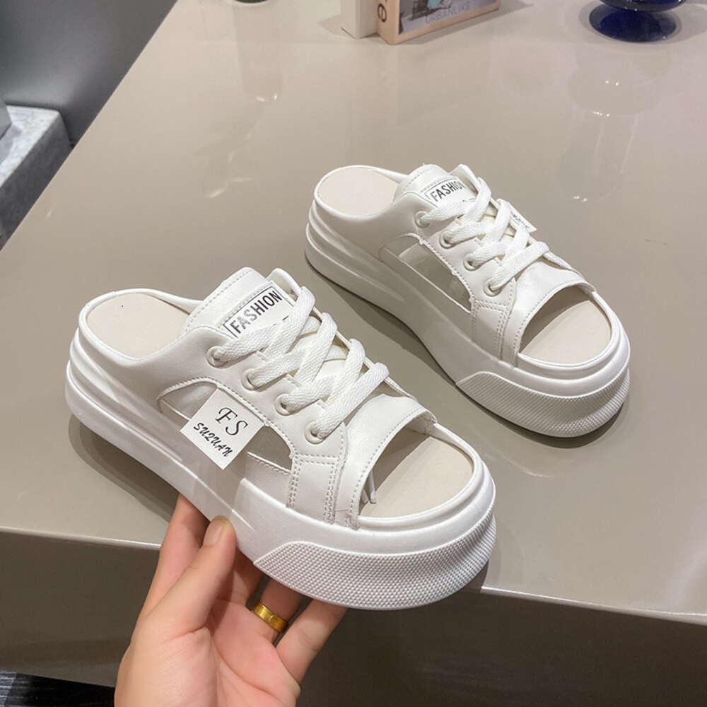 2024 Leisure Slippers Women's Summer New Korean Edition Instagram Female Student Half Tug Versatile Breathable Sandals Street Shoot K8707