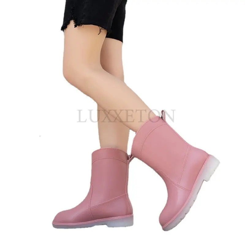 Womens Fashion Rain Boots Waterproof Woman Mud Water Shoes Rubber Rainboots Lace Up Black PVC Ankle Boots Sewing 240621